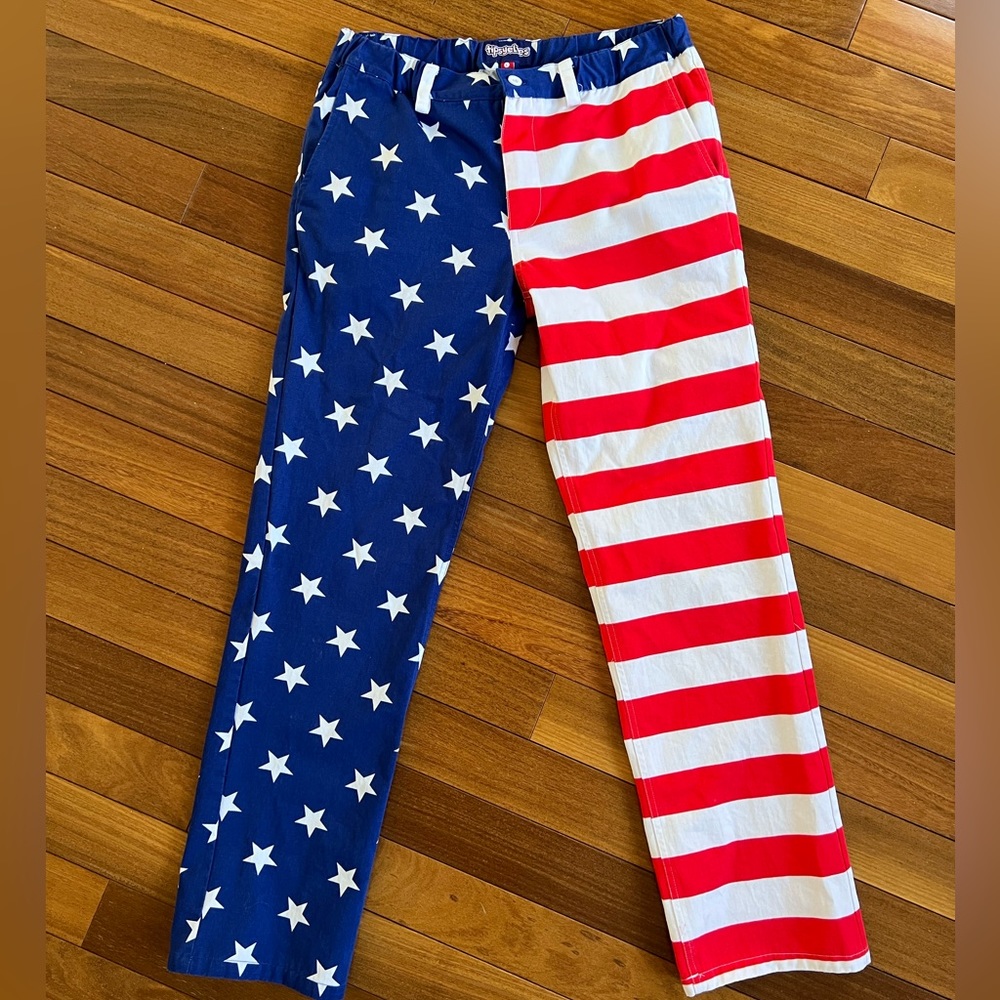 Tipsy elves men’s golf pants. Large.
